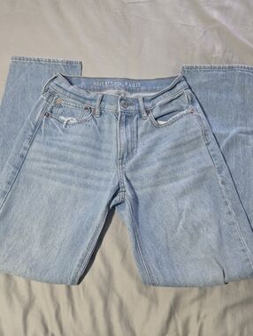 American Eagle Outfitters Women's Light Blue Straight Leg Jeans